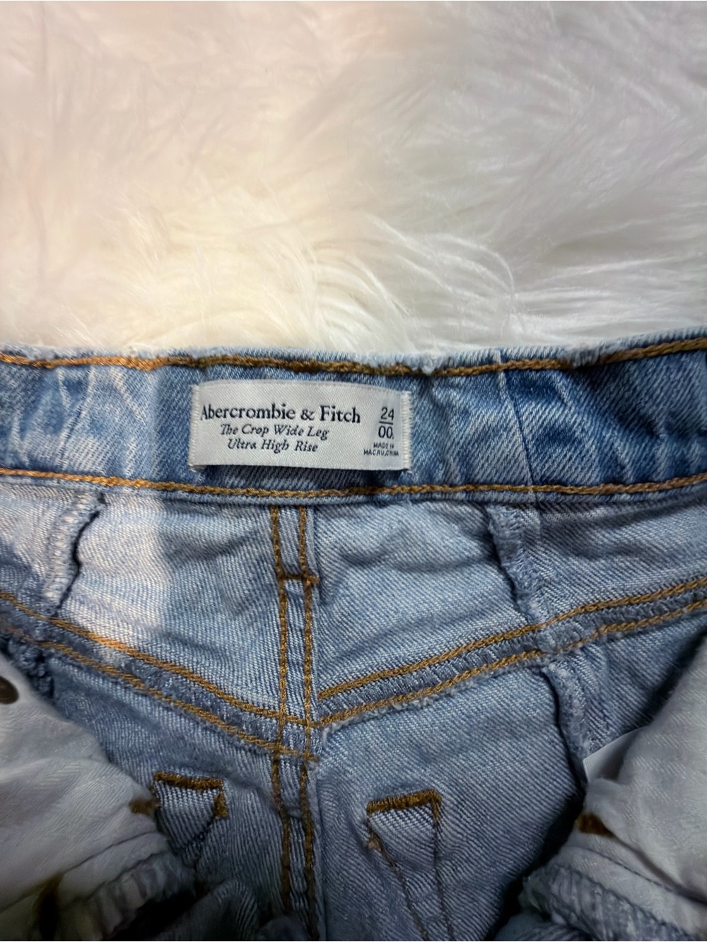 5/$25 - Abercrombie and fitch ultra high rise two tone jeans - Picture 3 of 5